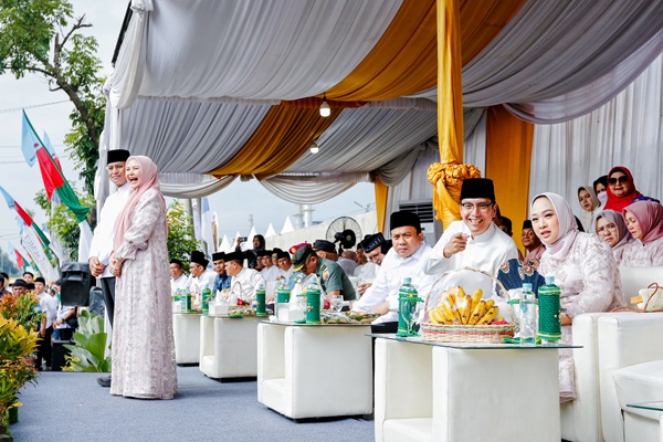Ribuan Peserta Mengikuti Pawai Ta'aruf untuk Memeriahkan Pembukaan MTQ Ke-58 Kota Medan